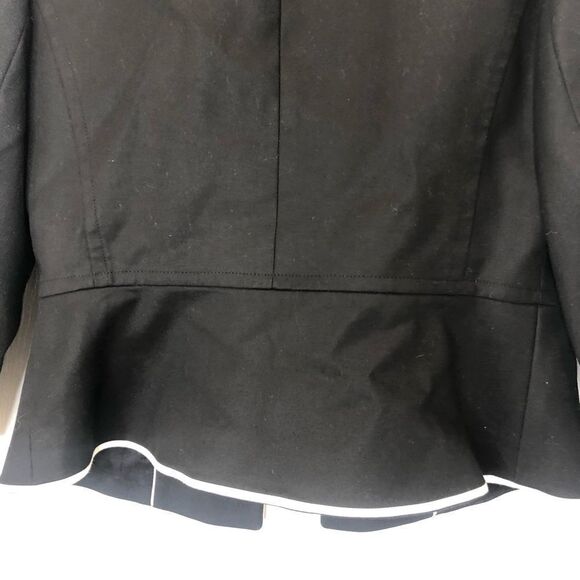 Ann Taylor button front long sleeve blazer jacket, size 2 - Picture 10 of 13